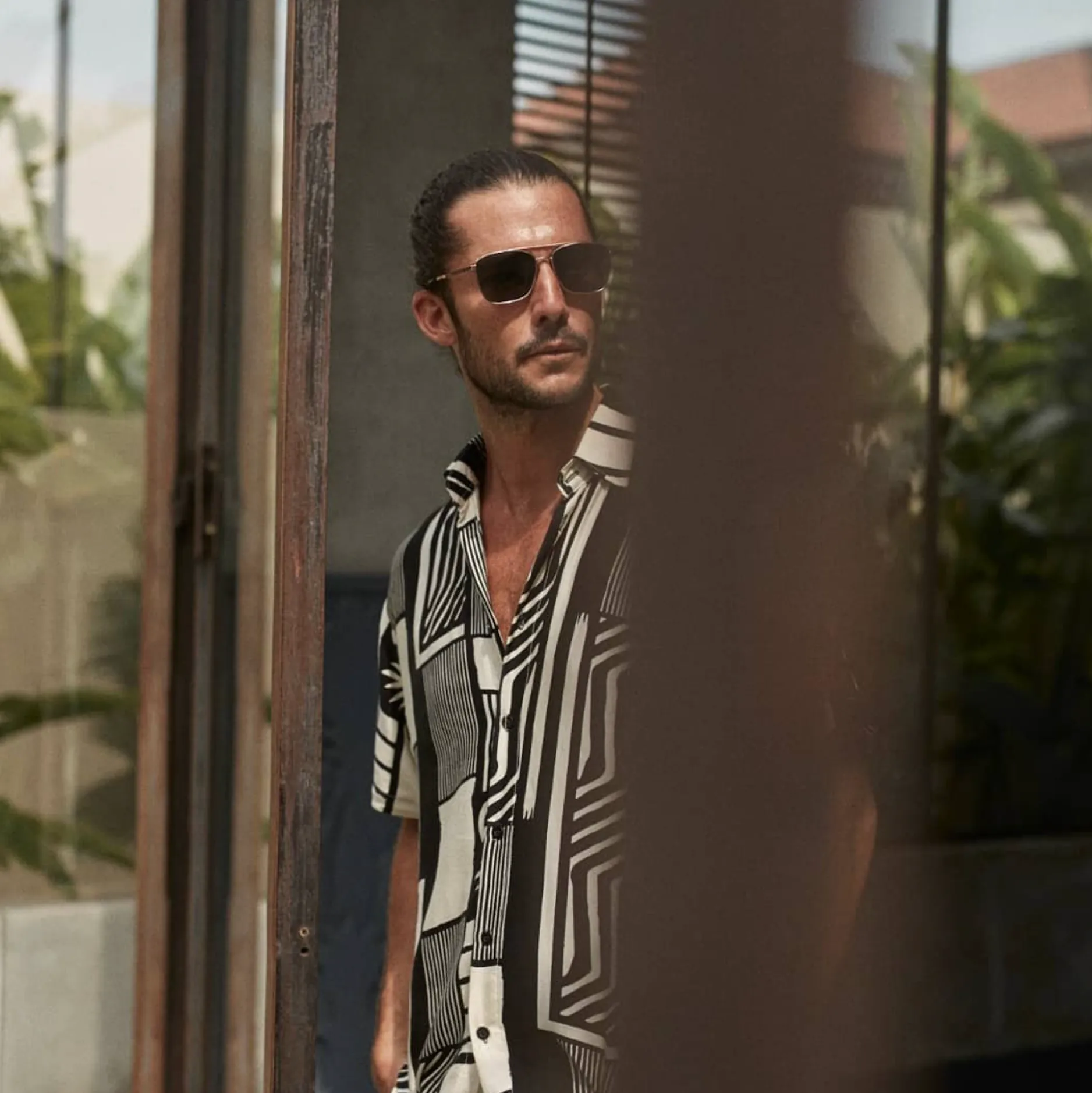 The Original Leisure Shirt - Santo Signature Print